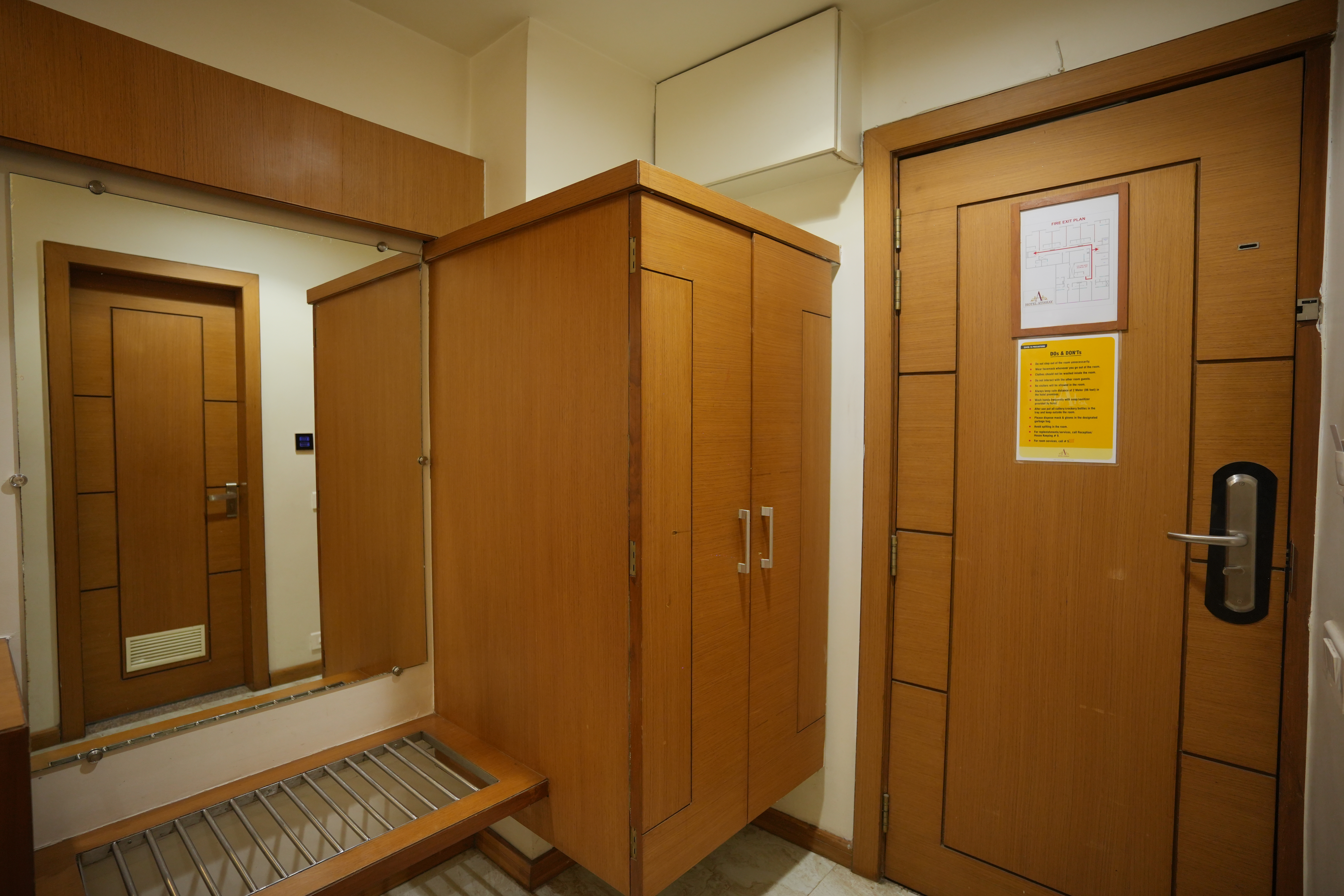 Interior Image 10