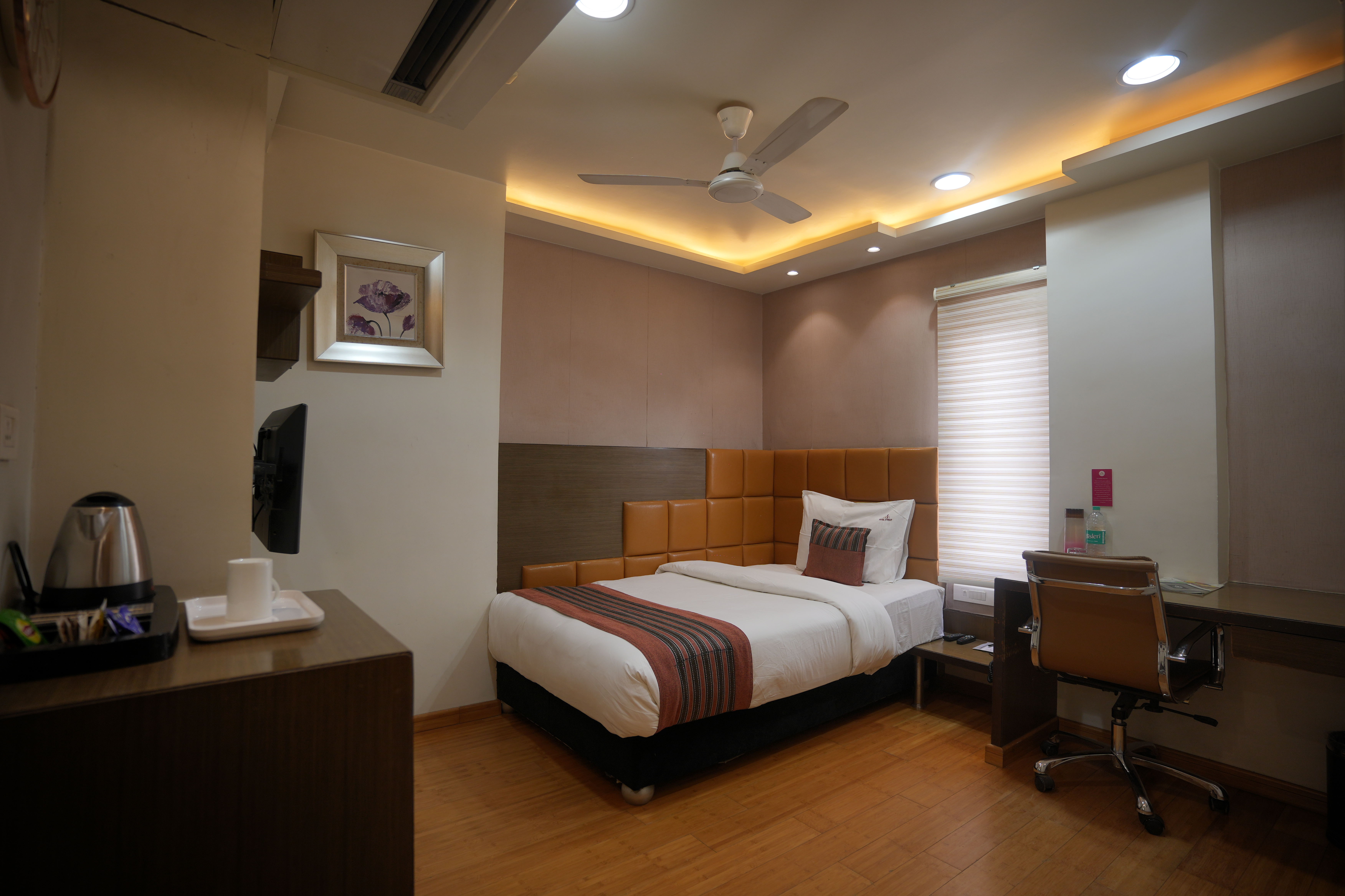 Interior Image 3